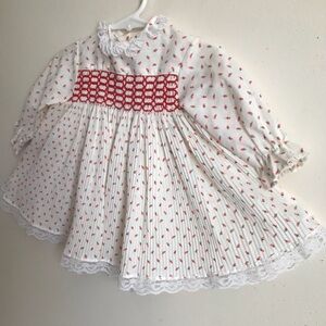 Rare Vintage 1960’s Hand Smocked Lace Baby Dress